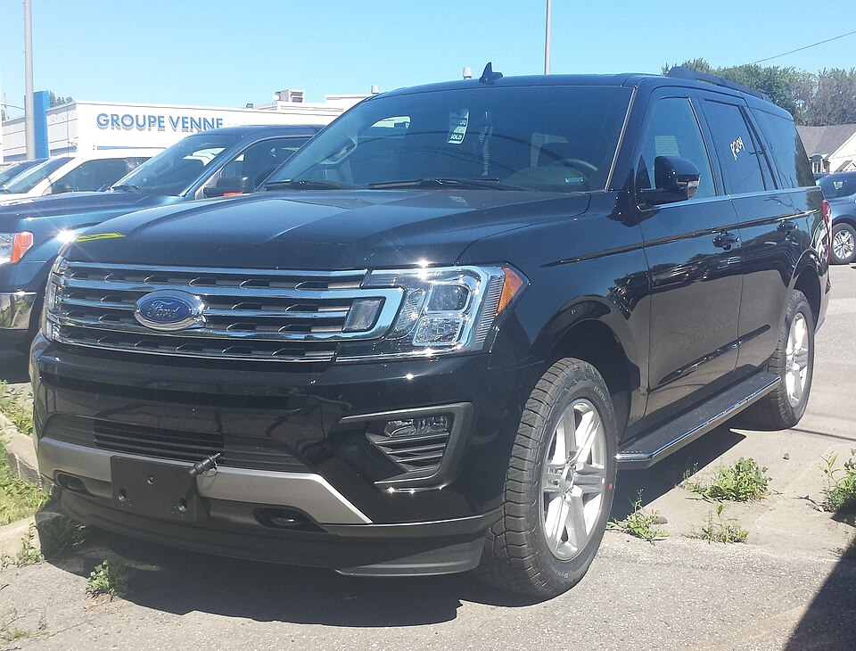 Late-model Ford Expedition SUV